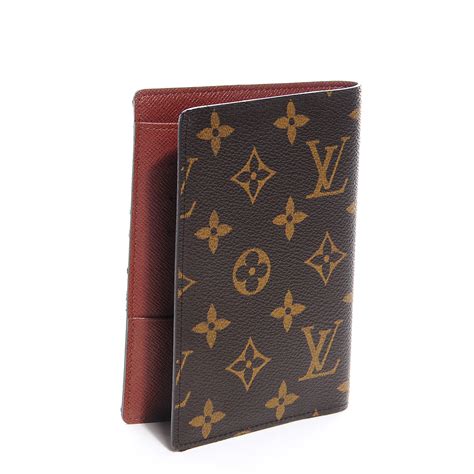 louis vuitton passport cover monogram.